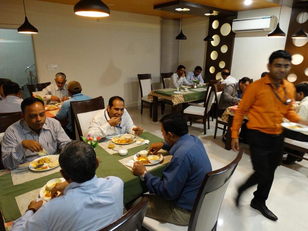 Hotel Royal Inn Chittorgarh Dış mekan fotoğraf
